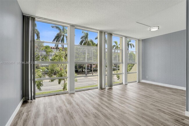 Photo - 2000 Atlantic Shores Blvd Unit 207