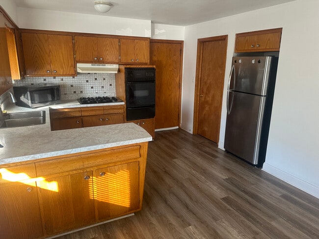 Photo - 5948 W 79th St Unit 2