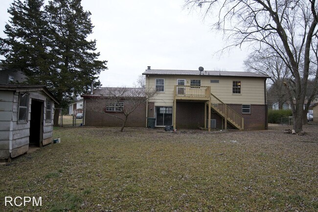Photo - 5 br, 2 bath House - 2110 Wedgewood RD NW