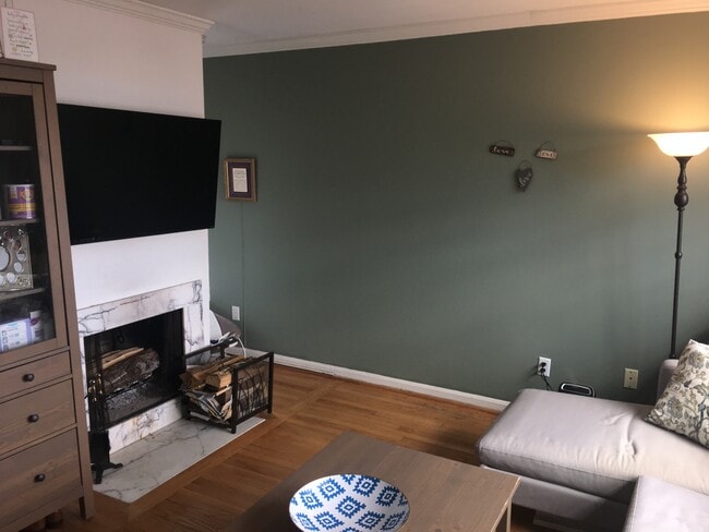 Photo - 11 2nd St NE Unit Junior one bedroom