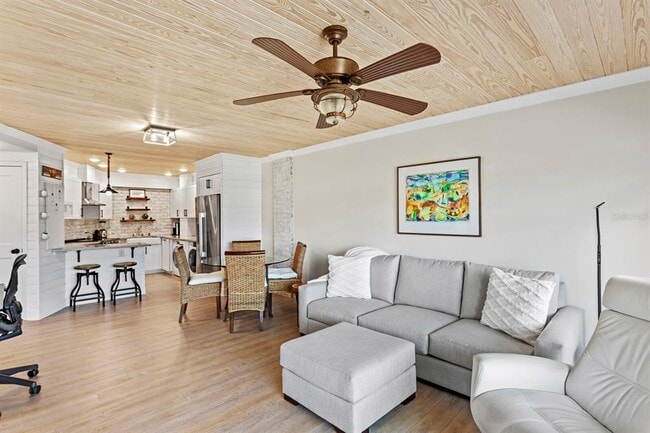 Photo - 1200 N Shore Dr NE Unit 313