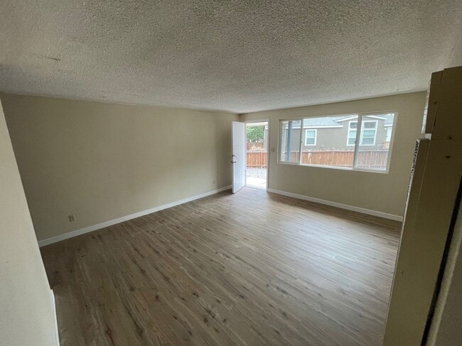 Photo - 1515 Arthur St