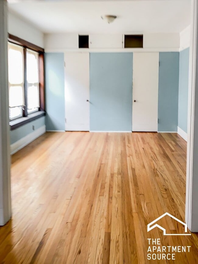 Photo - 3817 N Lawndale Ave Unidad 2E