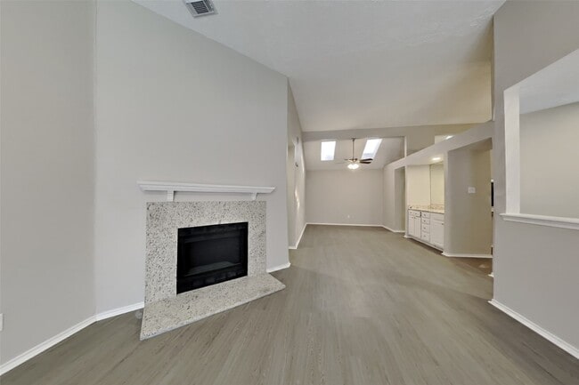 Photo - 2007 Barronett Bend