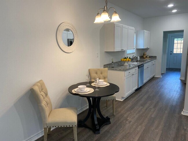 Photo - 24029 Wildwood Rd