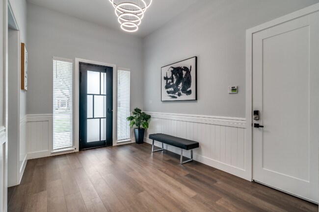 Photo - 1010 W Avenue F