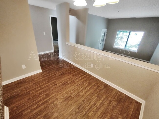 Photo - 3272 Blazing Pine Knoll Unidad A