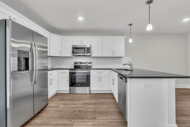 Photo - 235 W Point Dr