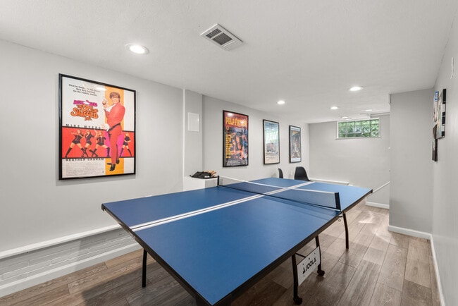 Photo - 150 E 217th St Unidad ID1061048P