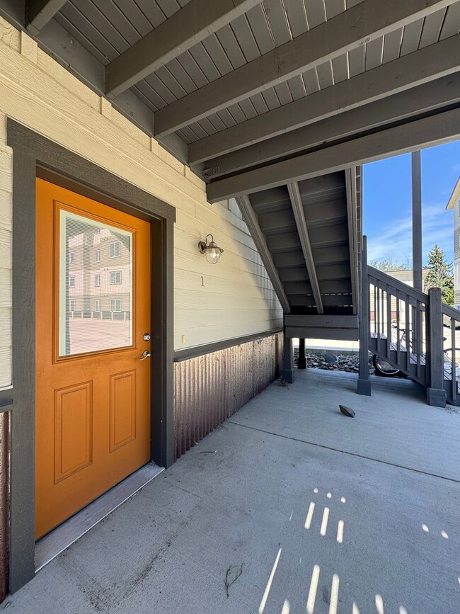 Photo - Cambridge Place I - 2243 Unidad #1