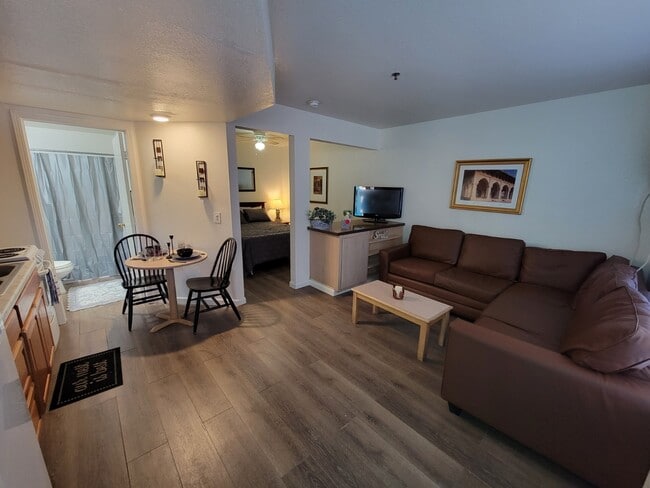 Photo - Sunset Apartments