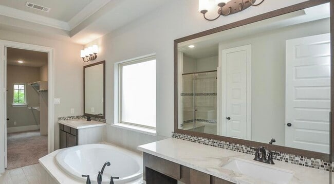 Photo - 9114 Corella Ln