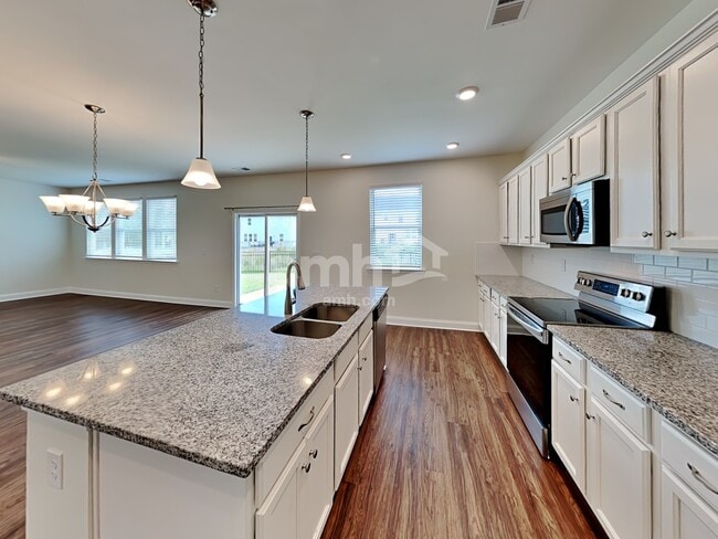Photo - 316 Bourne St