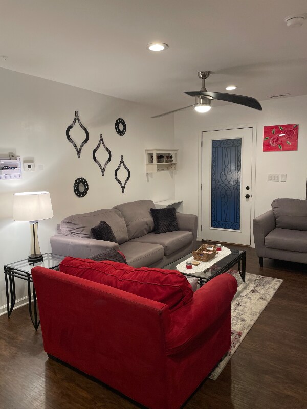 Photo - 0 Lincoln Ave W