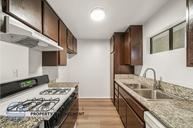 2065 Magnolia Ave.