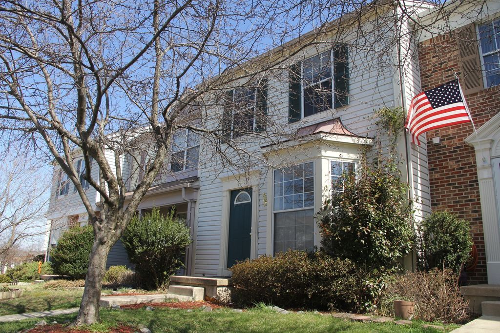 Photo - 11569 Bertram St