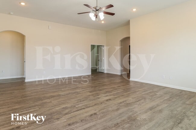 Photo - 681 Rd 51021