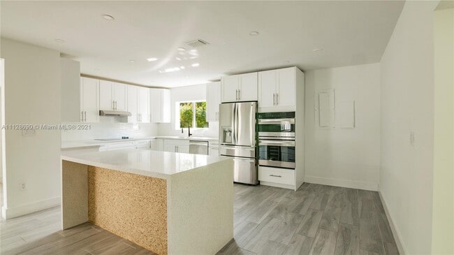 Photo - 10 Prospect Dr