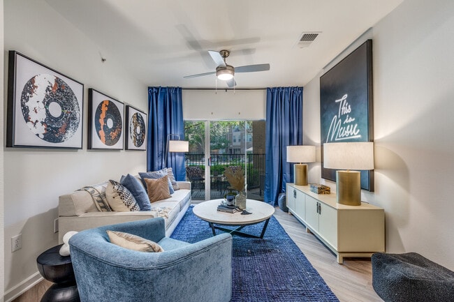 Photo - Galatyn Station