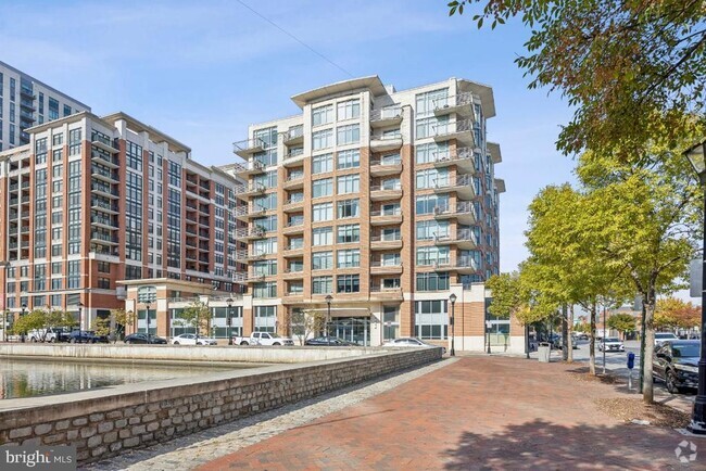 Building Photo - 1400 Lancaster St Unit 702 Rental