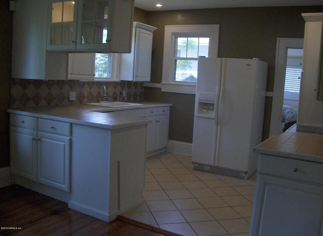 Photo - 1038 Congleton Ter