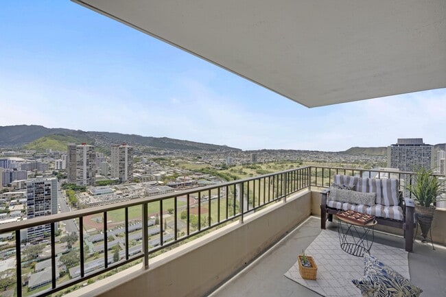 Photo - 2121 Ala Wai Blvd