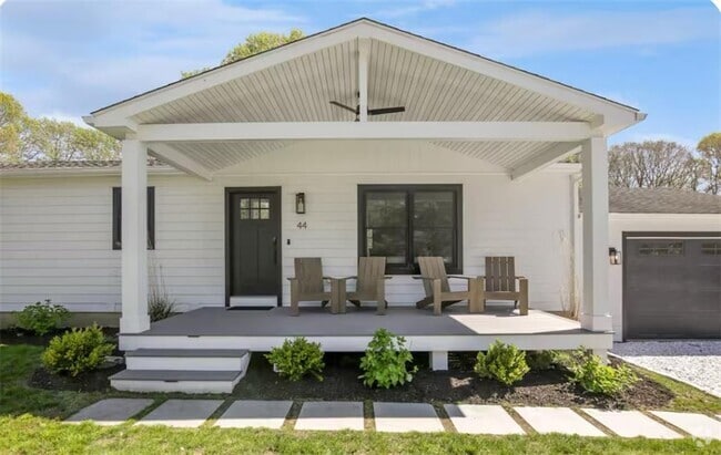 Building Photo - 44 Quannacut Rd Rental