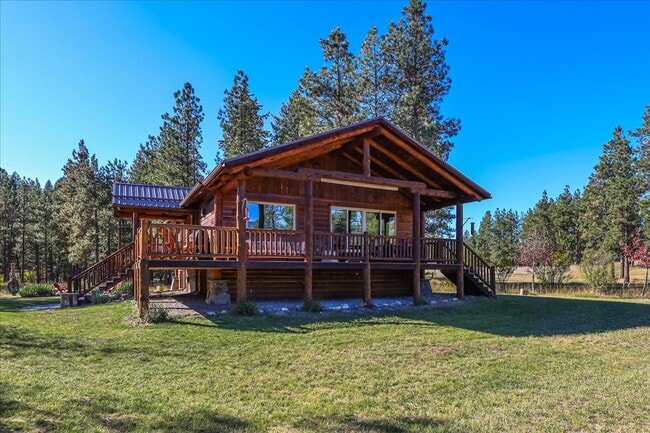 Building Photo - 886 Garrison Dr