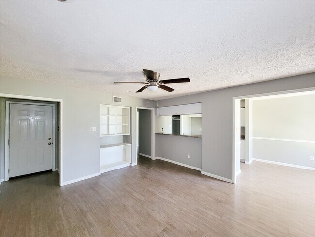 Photo - 13611 Ravensway Dr Unit B