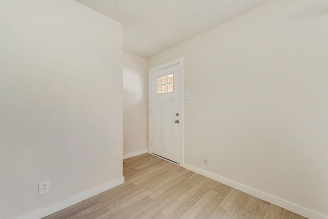 Photo - Charming Lease Opportunity in a Convenient Dallas Location!