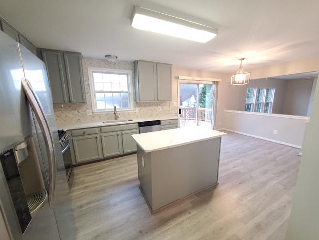 Photo - 1 Dartmouth Ave