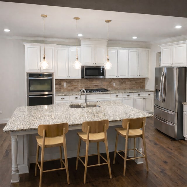 Photo - 7228 Avoncliff Dr