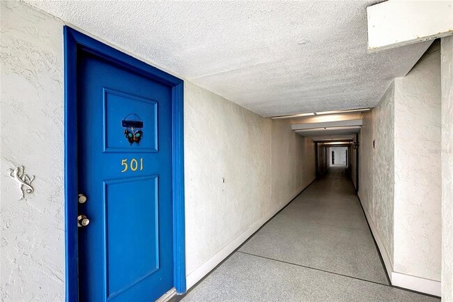 Photo - 500 Treasure Island Causeway Unidad 501