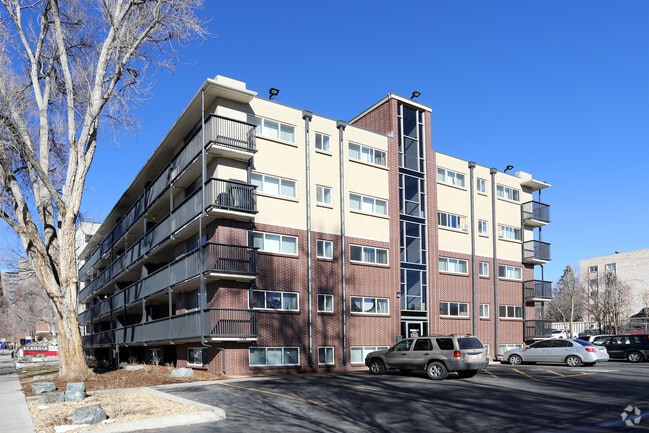 Exterior - Scandia Apartments