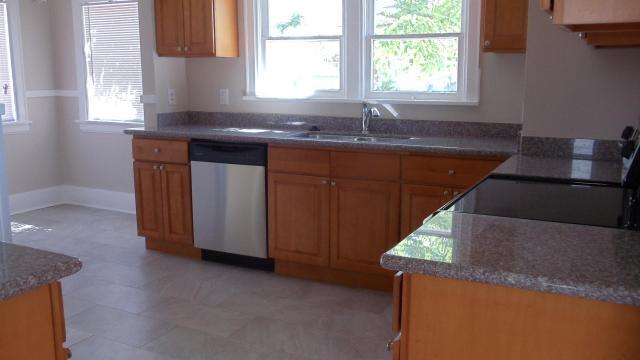 Photo - 6 bedroom in Seattle WA 98105