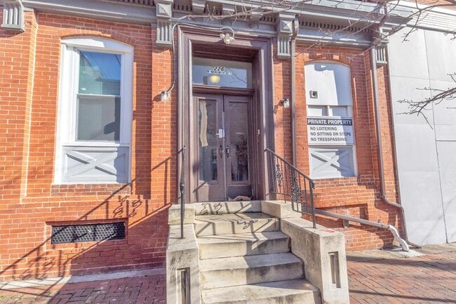 Photo - 226 W Monument St Unit 1R
