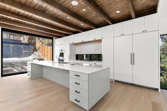 Photo - 1603 Chelsea Ln