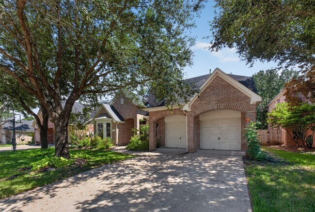 Photo - 21327 Pennshore Ln
