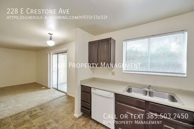 Photo - 228 E Crestone Ave