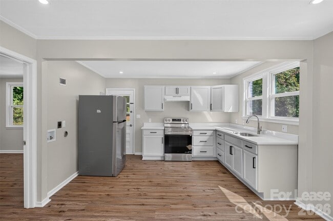 Photo - 1509 Wickham Ln