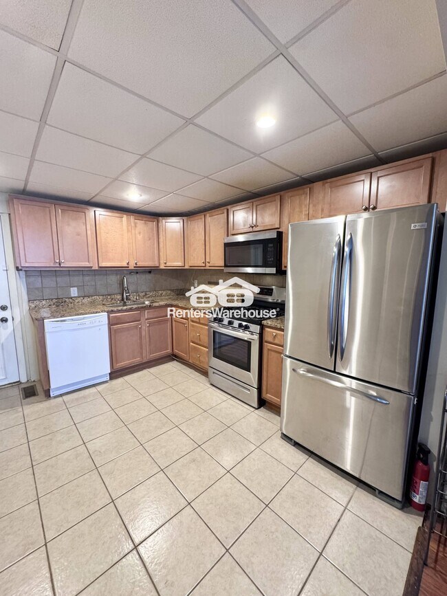 Photo - 1516 Clarkson St