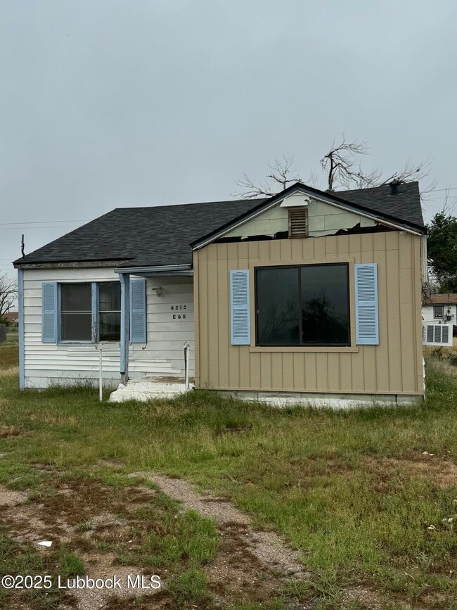 Building Photo - 4215 E 65th St Rental
