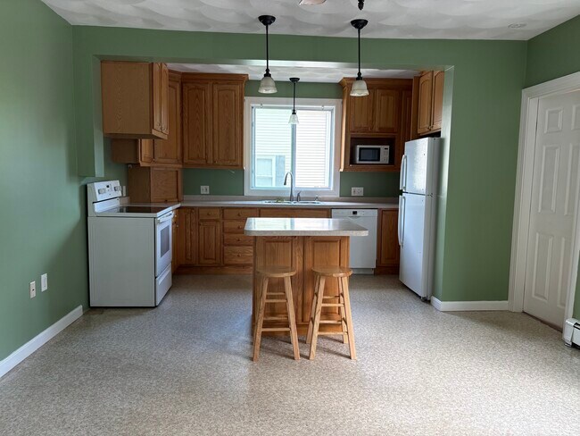 kitchen - 11 Ray Ave