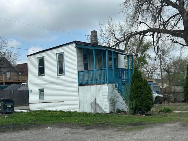 Photo - 5716 Calumet Ave Unidad 4