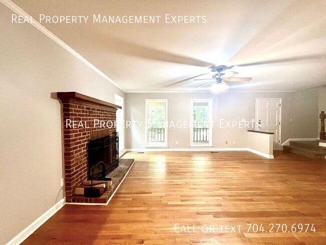 Photo - 9024 Highland Creek Pkwy