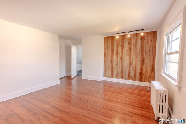 Photo - 2 Maplewood Terrace Unit 2