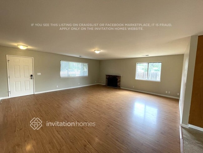 Photo - 1127 Cormorant Pl