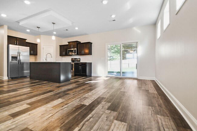 Photo - Pet Friendly Four Bedroom!