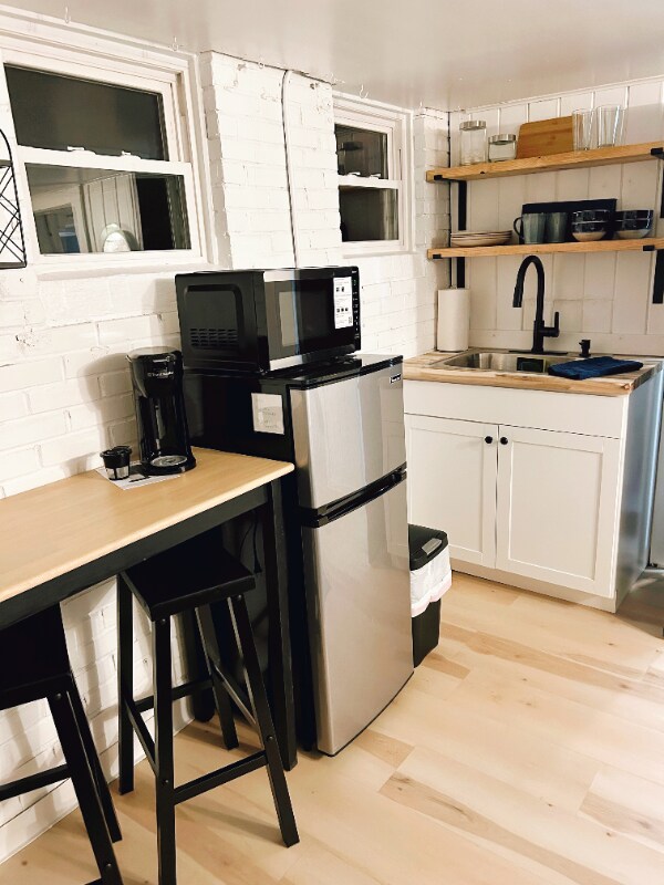 Photo - 102 Church St