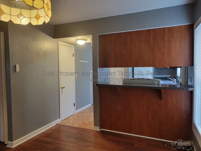 Photo - 5627 Ashley Oaks Dr Unit 2